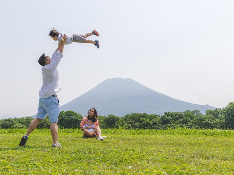 Tan family photography shoot in Niseko