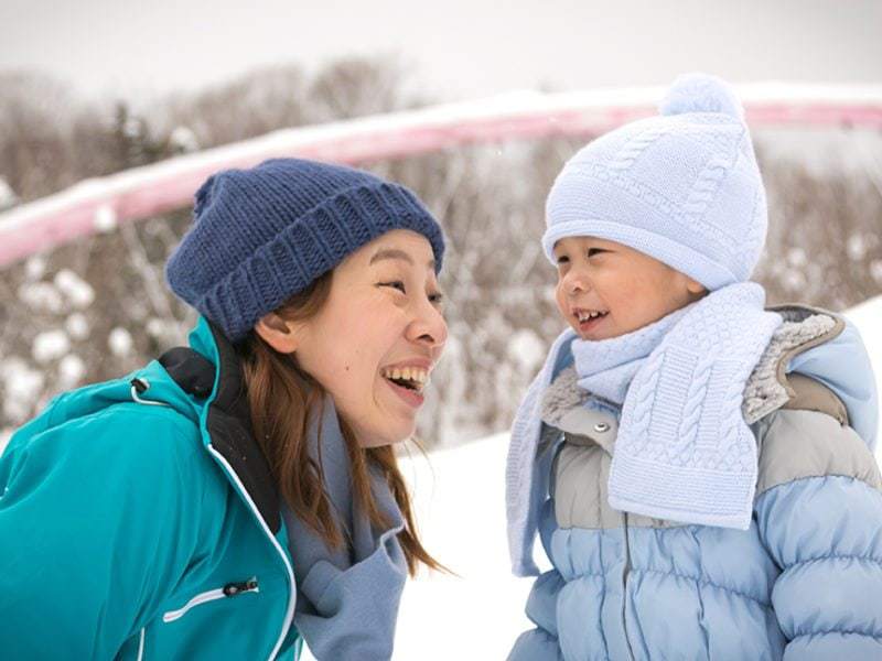 Niseko photography family illy and martin