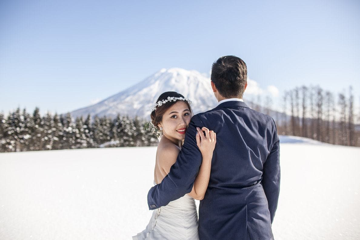 Niseko Photography pre wedding shoot